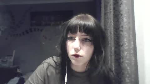 Lia online show from April 27, 5:10 pm