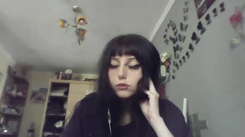 Lia online show from April 30, 12:10 pm
