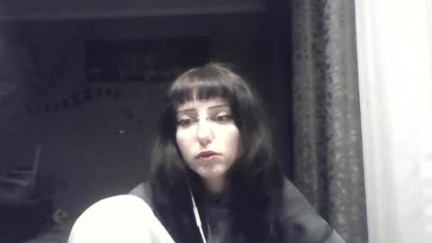 Lia online show from May 1, 5:16 pm