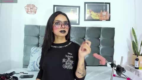 Electra online show from January 31, 8:29 pm