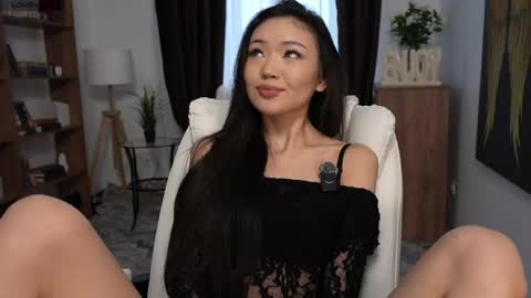 Jess online show from April 23, 8:11 am