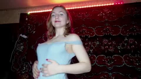 Mia online show from March 6, 4:57 pm