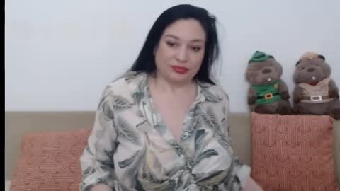 Snapshot of elenatroyy chatting on March 4, 9:22 pm ElenaTroyy online show from March 4, 9:22 pm