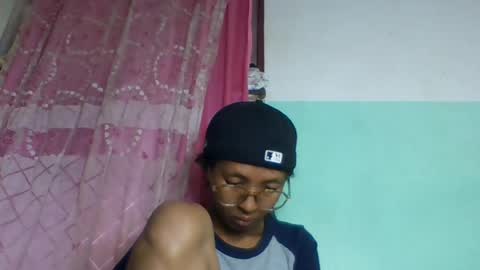eliah193653 online show from August 8, 6:43 am