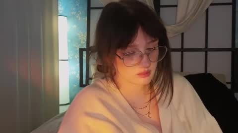 Ellie online show from October 23, 5:35 am