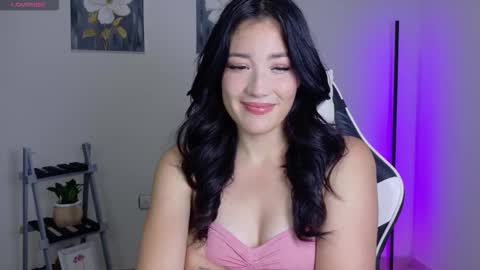 eliiih_ online show from February 1, 3:27 am