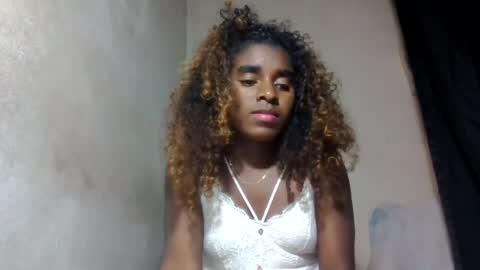 elina981 online show from July 28, 3:32 pm