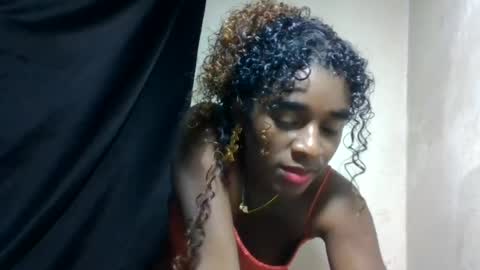 elina981 online show from June 18, 4:45 pm