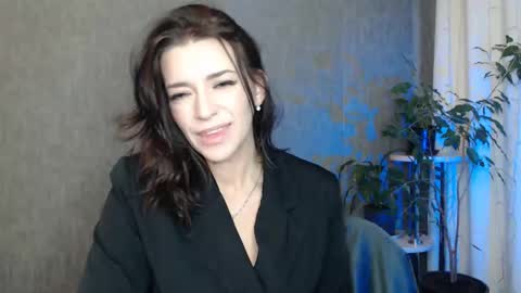 Elina online show from May 31, 10:55 pm