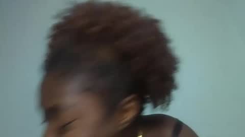 elisa821456 online show from March 13, 10:00 pm