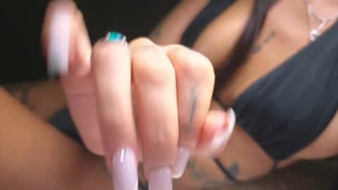 Tati online show from November 10, 8:31 am