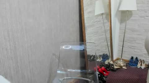 Snapshot of elisabaxter chatting on March 12, 5:46 am Maria online show from March 12, 5:46 am