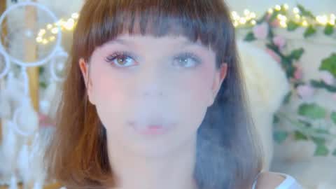 ElisabethDavis online show from April 25, 3:31 pm