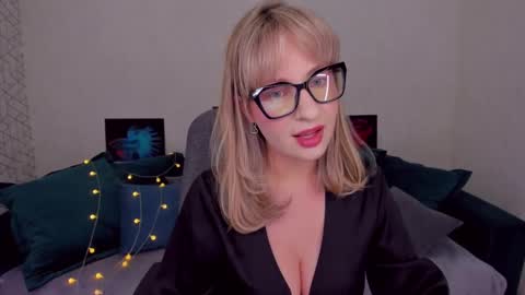 Elisabeth online show from February 7, 4:14 pm