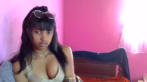 elisah01 online show from June 11, 5:26 am