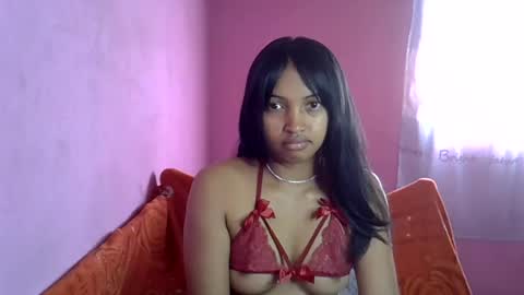 elisah01 online show from July 18, 6:39 am