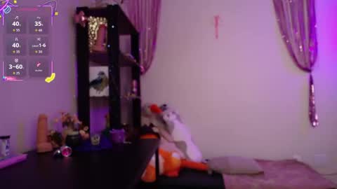 elise_nyx online show from March 11, 5:59 pm