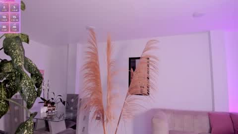 Elissa online show from March 19, 6:51 am