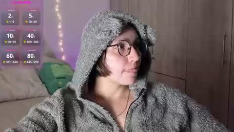 Eliza online show from July 28, 4:39 pm