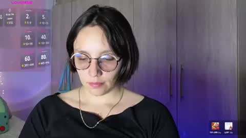 Eliza online show from July 27, 4:37 pm
