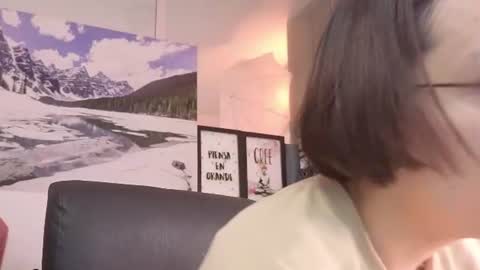 Eliza online show from June 30, 4:39 pm
