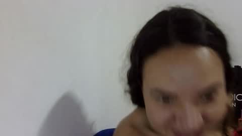 Elizabeth Martinez  online show from November 8, 8:14 pm