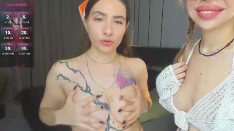 elizabethh_brown online show from November 18, 7:48 pm