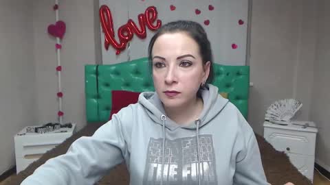 ElizabethSho online show from February 28, 6:40 pm