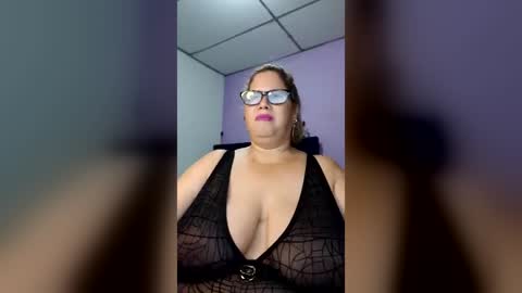 Elizabeth online show from July 8, 9:11 am