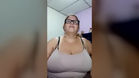Elizabeth online show from July 17, 11:58 am