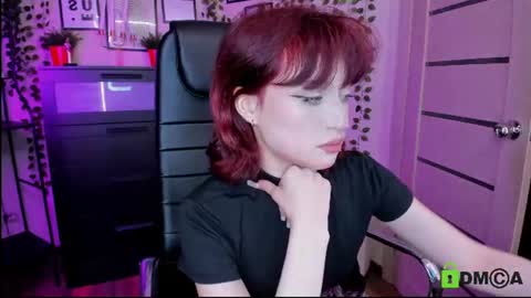 Eliza online show from July 31, 11:39 pm
