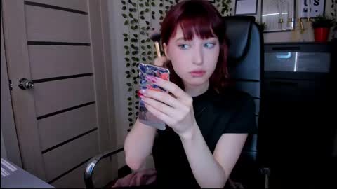 Eliza online show from May 3, 11:30 pm