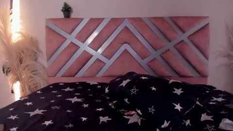 Ella Olmos  online show from July 24, 2:59 pm