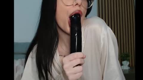 Chloe online show from October 11, 9:28 pm