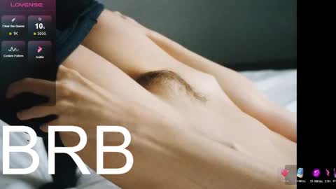 Ella   Give it a thumbs up please its important online show from November 28, 3:42 am