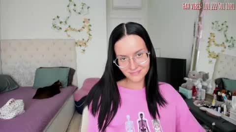ELLA online show from July 8, 9:33 am