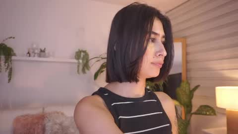ELLA OWEN online show from April 28, 12:52 am