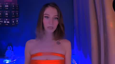 ellaamber online show from October 19, 2:57 am