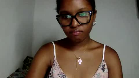 ellah245 online show from March 23, 8:48 pm