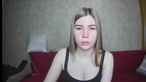 EllaNuar online show from March 11, 3:25 am