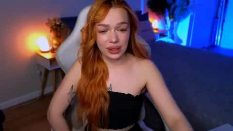Ella online show from May 10, 5:53 am