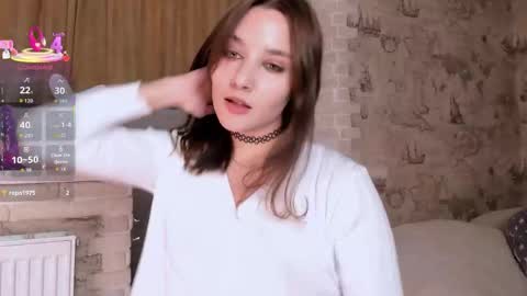 Snapshot of elle_wooods chatting on October 4, 11:05 am My name is Ellie online show from October 4, 11:05 am