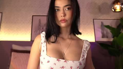 Elle Diane online show from March 12, 12:10 am