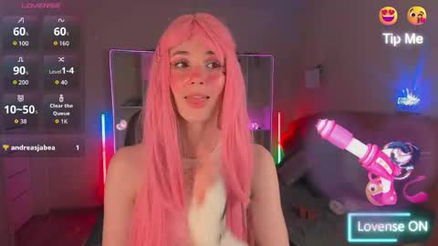 Jennyfer online show from May 5, 8:45 pm