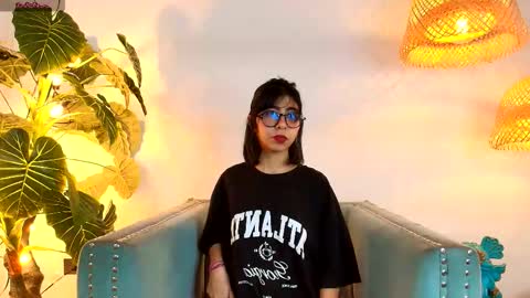 Ellie Bloom online show from January 10, 7:18 pm