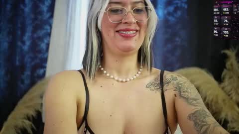 Ellie Ramos online show from October 28, 2:56 pm