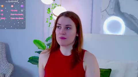 elliegarson__ online show from July 24, 6:06 pm