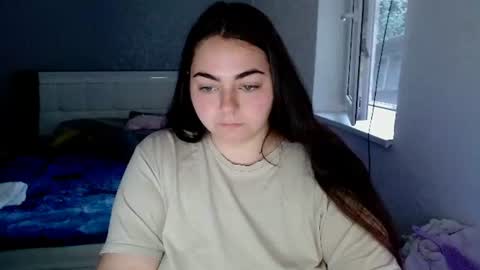 Ellie online show from July 3, 3:01 am