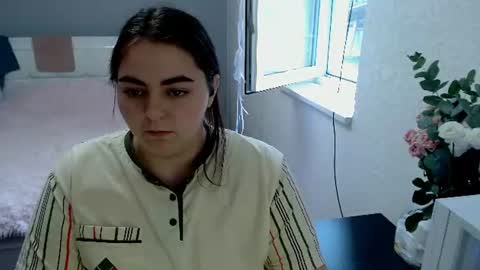 Ellie online show from July 24, 7:50 am
