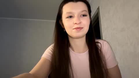 Ellie online show from March 17, 2:32 pm